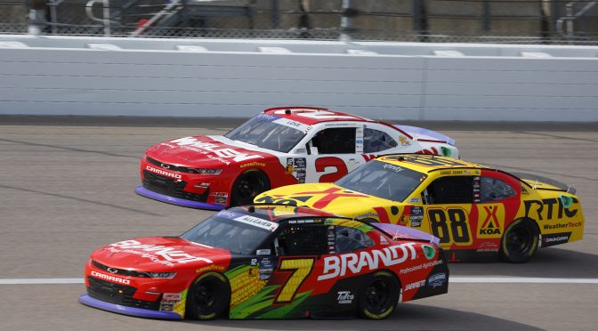 Featured Image for Zilisch, Jones Top-10 in Wild Kansas NXS Run
