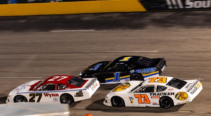 Featured Image for Miller Logs Laps, Pair of Top-10 Finishes in LMSC Flurry at Southern National